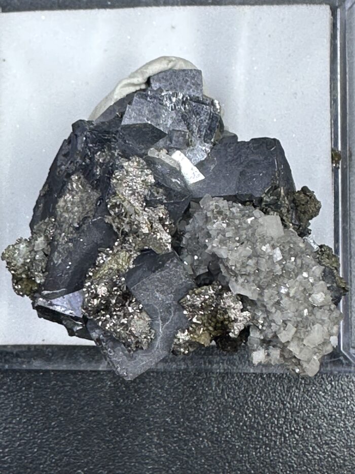 Chalcopyrite Dolomite Galena